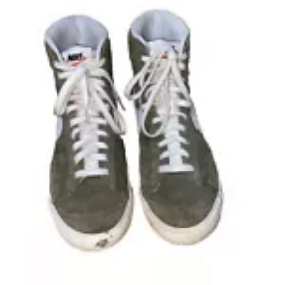 Nike Blazer Mid ‘77 vintage Men’s 9 Shoe Olive /Coconut - Picture 3 of 14